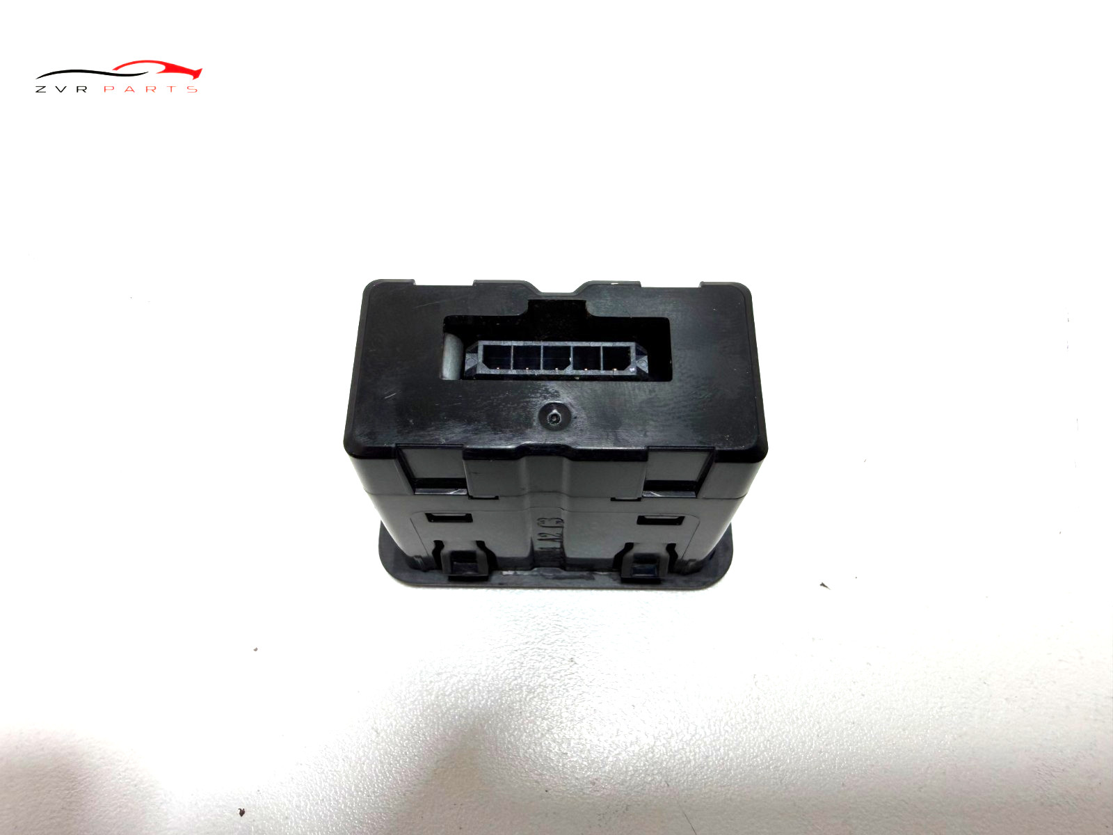 INTERNATIONAL NAVISTAR USB 2 PORT CHARGER MODULE OEM 4340333C3