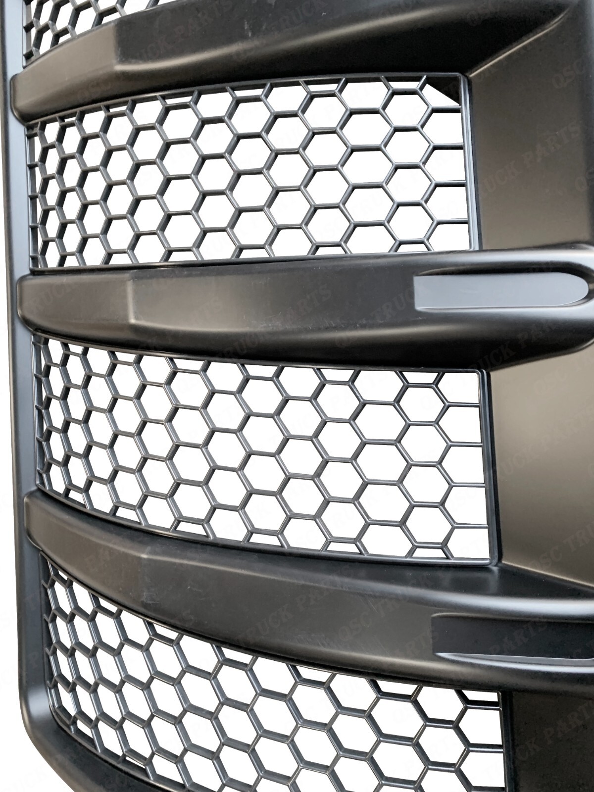 QSC Reefer Roadside Left Side Upper Black Grille for Thermo King Precedent
