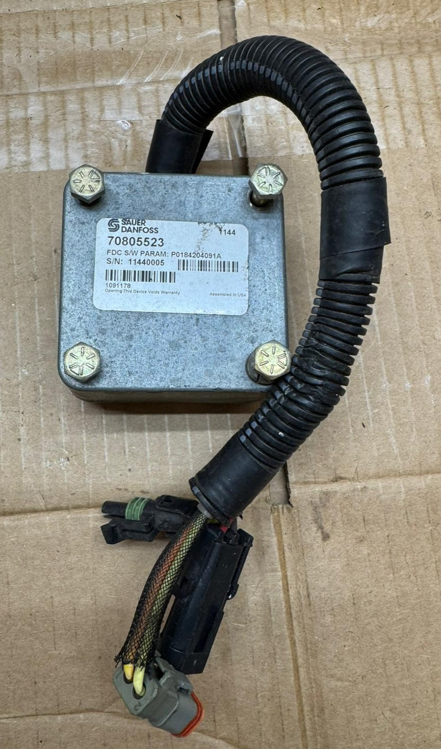 Sauer Danfoss 1091178 70805523 24V Transit Fan Drive Control w/PWM Input
