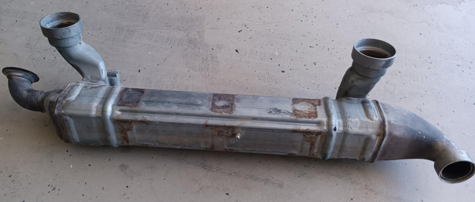 PACCAR MX13 EPA13 EGR COOLER OEM 25551002 PRE OWNED EXCELLENT CONDITIONS!