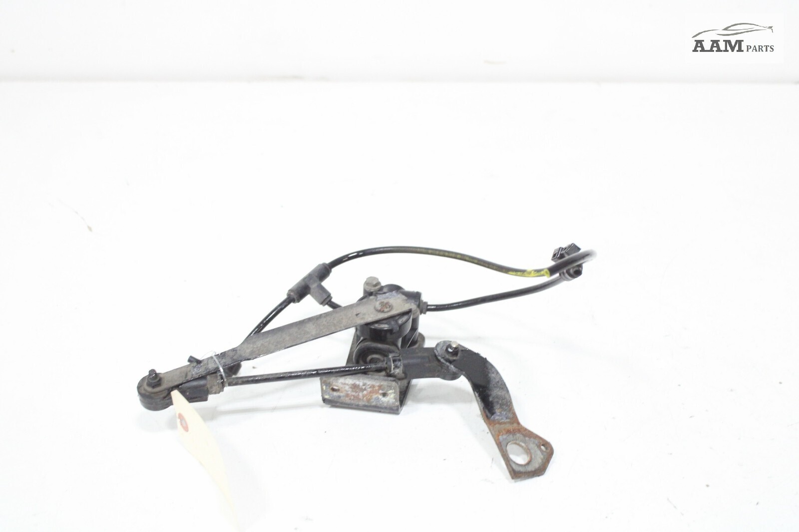18-24 VOLVO VNL 860 FRONT LEFT ABS HEIGHT LEVELING CONTROL VALVE W/ BRACKET OEM