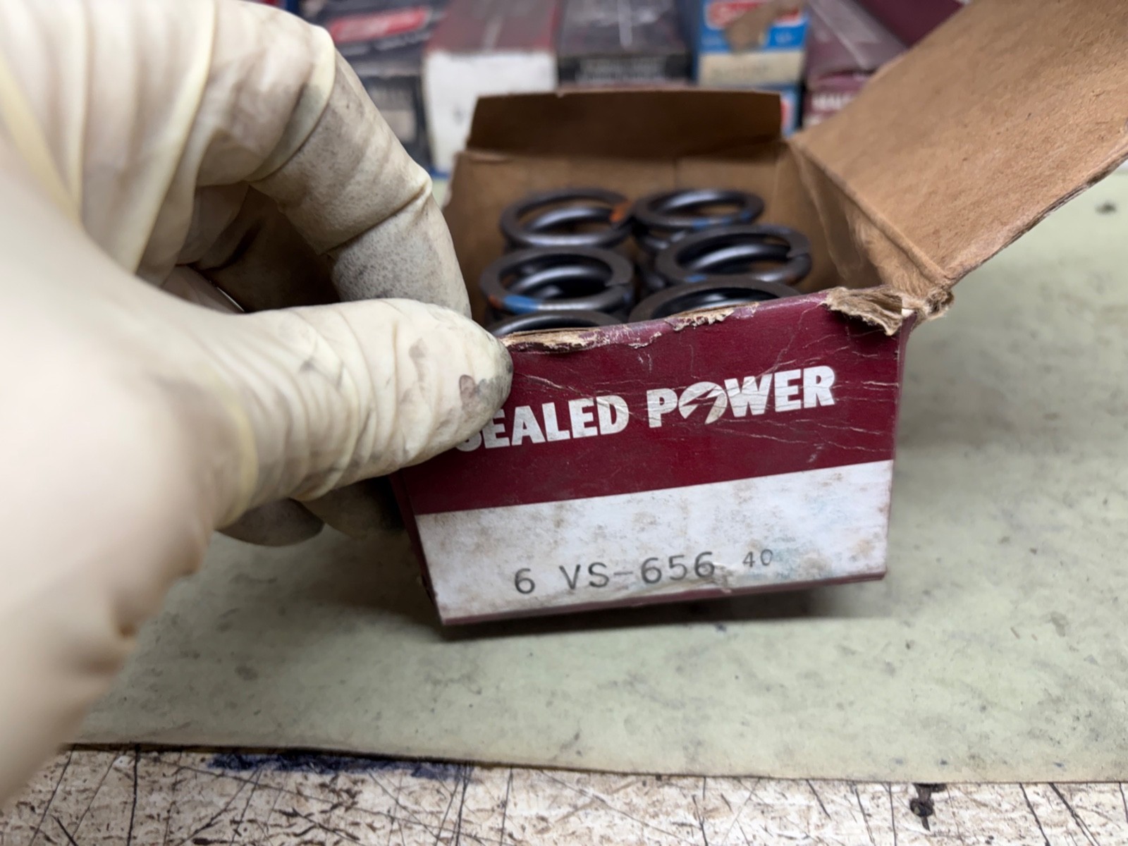 SEALED POWER VS656 VALVE SPRINGS BOX OF 10