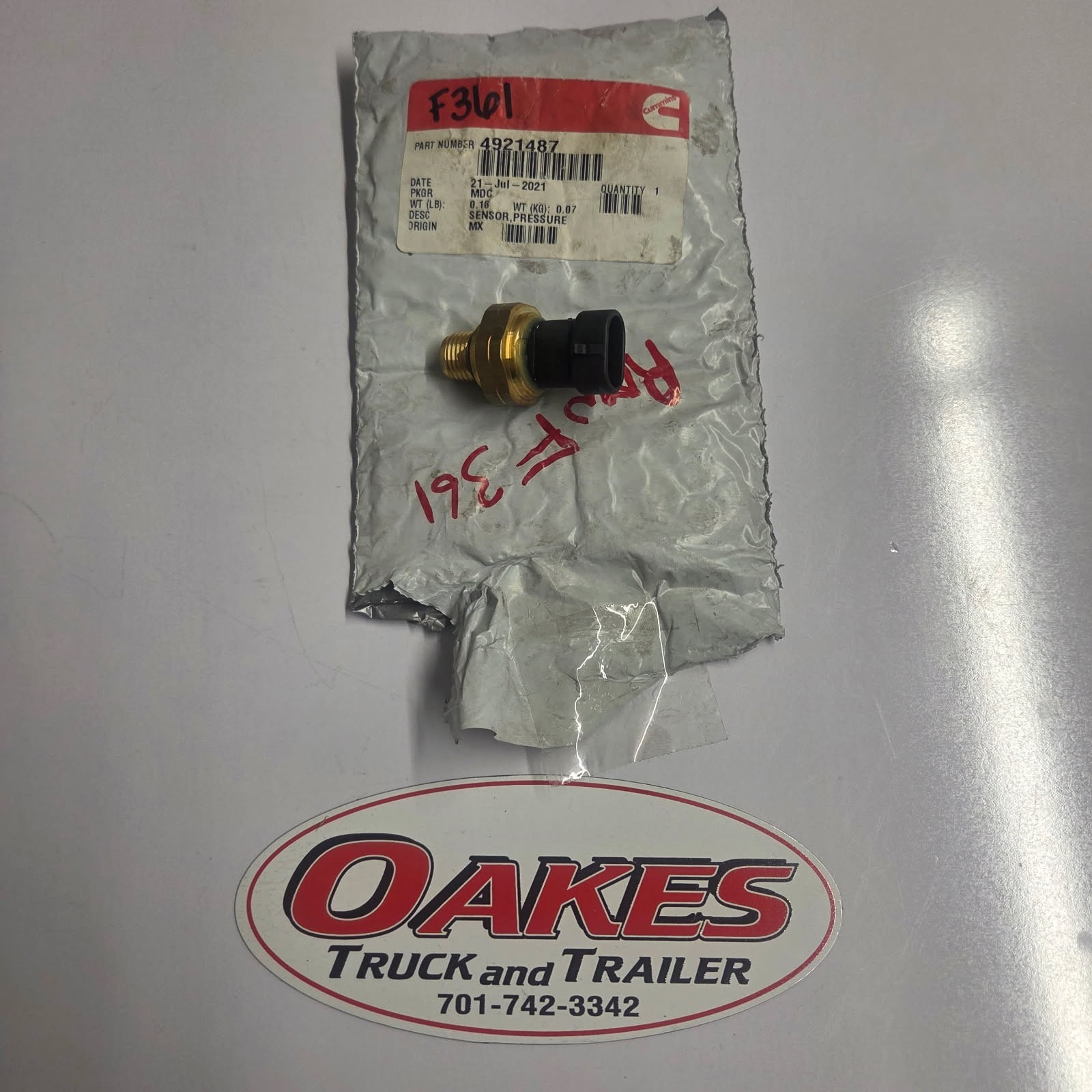 Genuine OEM Cummins Oil Pressure Sensor- P/N 4921487