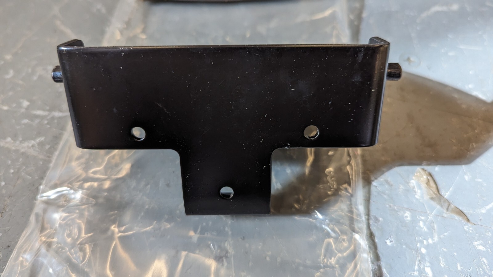3571922C1 International Latch Access Door Lift Up Bunk