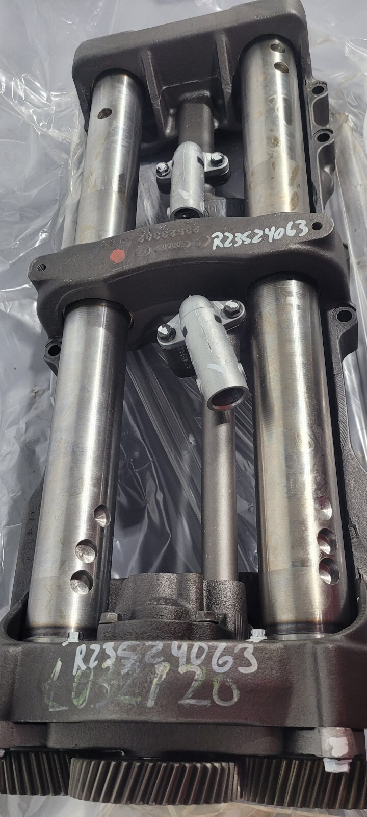 Detroit Diesel Balance Shaft R23524063 Detroit Reman Reliabilt Series 50