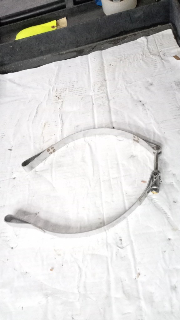 NEW NAVISTAR PDC Muffler Strap Support, Under R 4075076C4 4075076C2 4075076C3