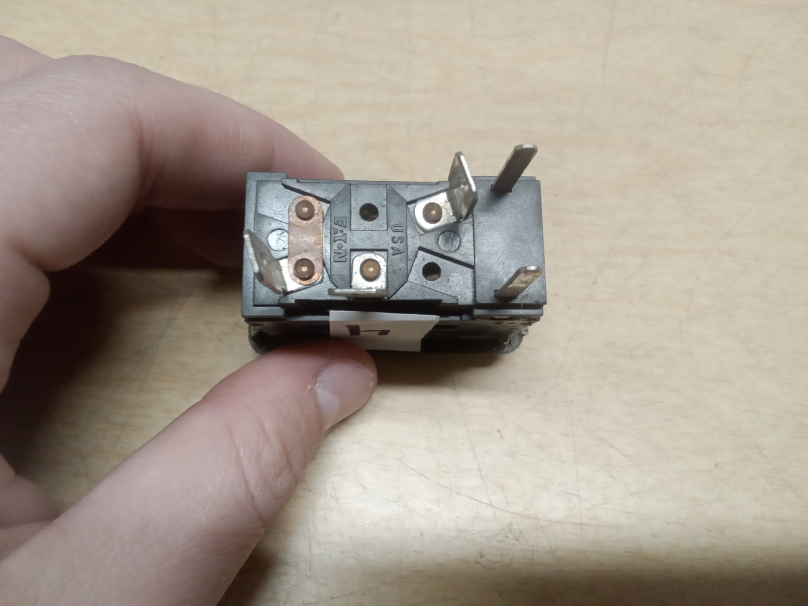 Eaton 8951K1671 RIGHT FLOOD Switch