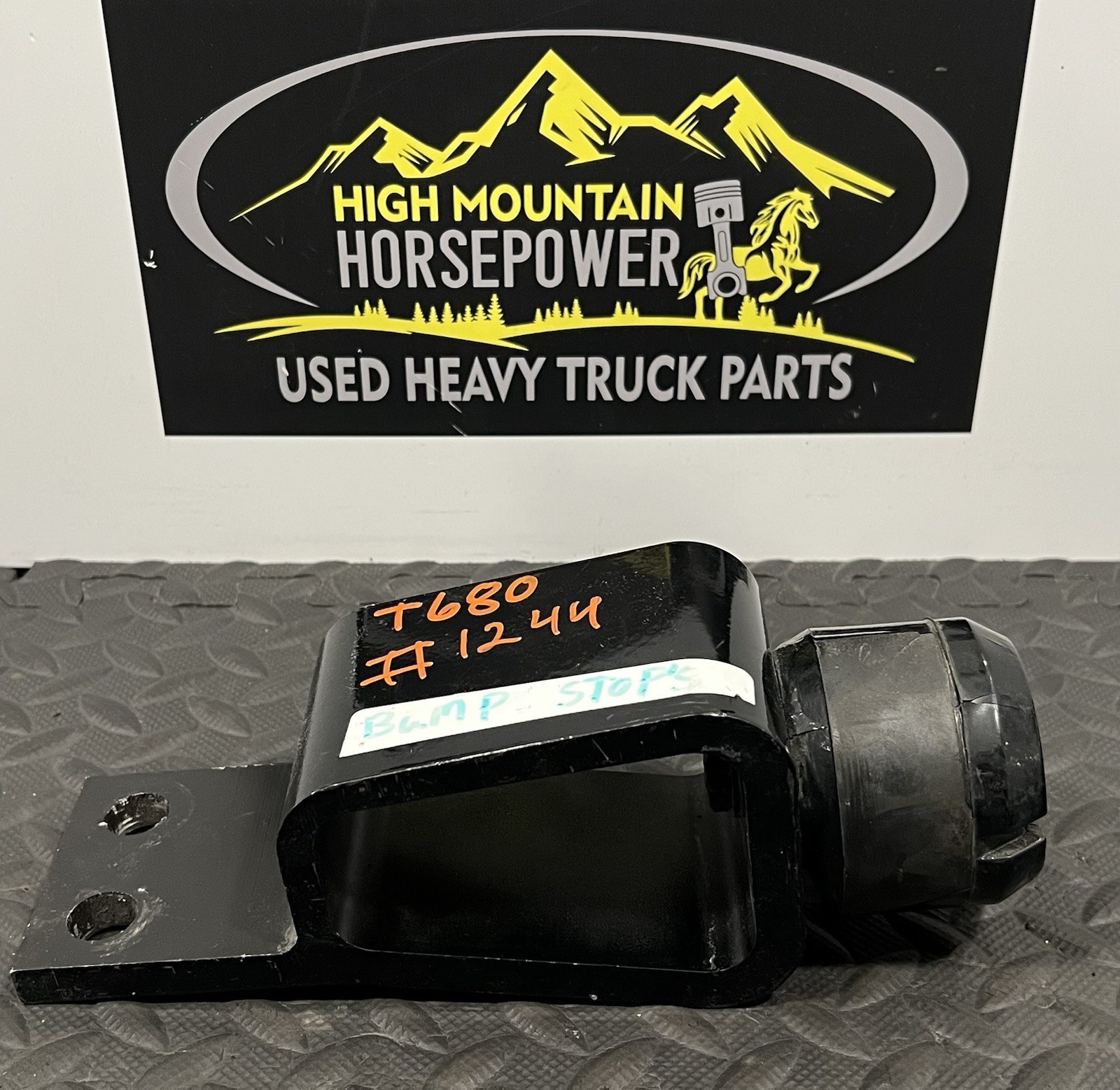 KENWORTH Front Axle Bump Stop P/N: B11-1163-002 *Ready 2 Ship* (TAG#: 14975)