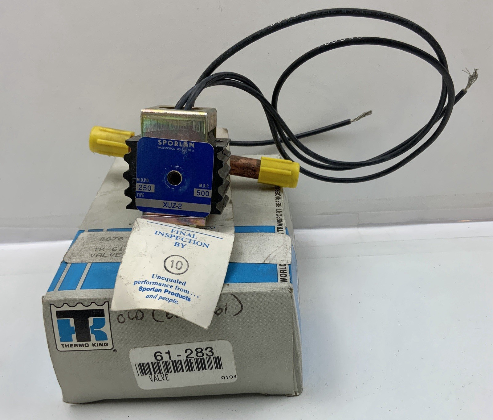 NEW! Thermo King : Solenoid Valve P/N: 61-283 (SPORLAN XUZ-2 12V 15W)
