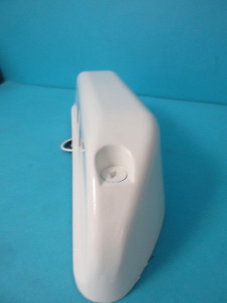 New Honeywell Grimes Aerospace 13V Exterior Door Flood Light p/n 85-0522-1