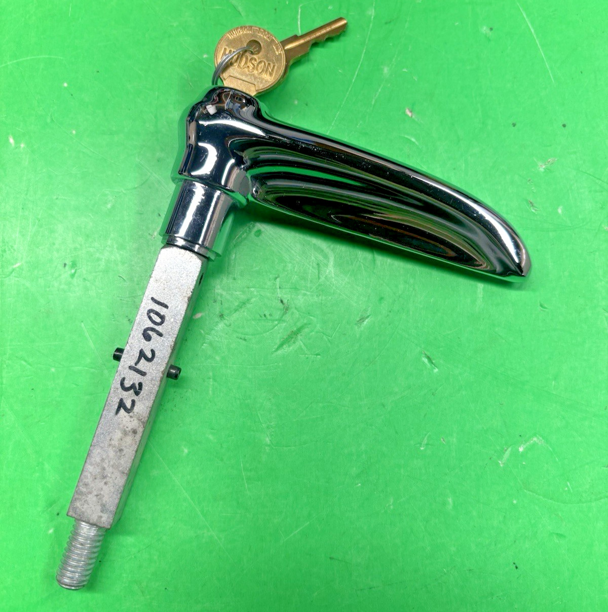 BLUE BIRD 1062132 CHROME LOCKING DOOR HANDLE WITH 2 KEYS🔑FREE SHIPPING🔑