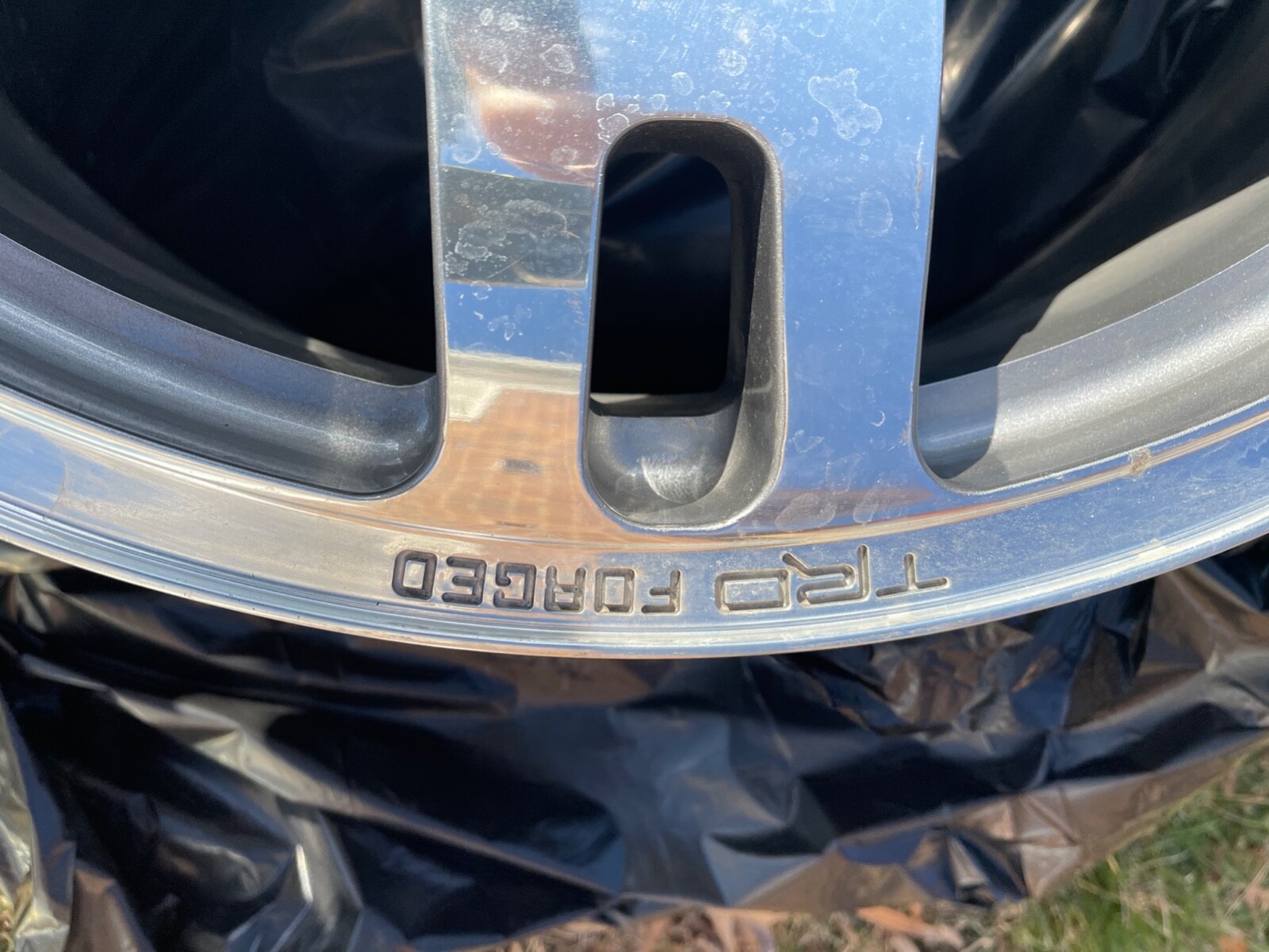 Nice Used 22” Toyota Tundra OEM TRD Wheel.
