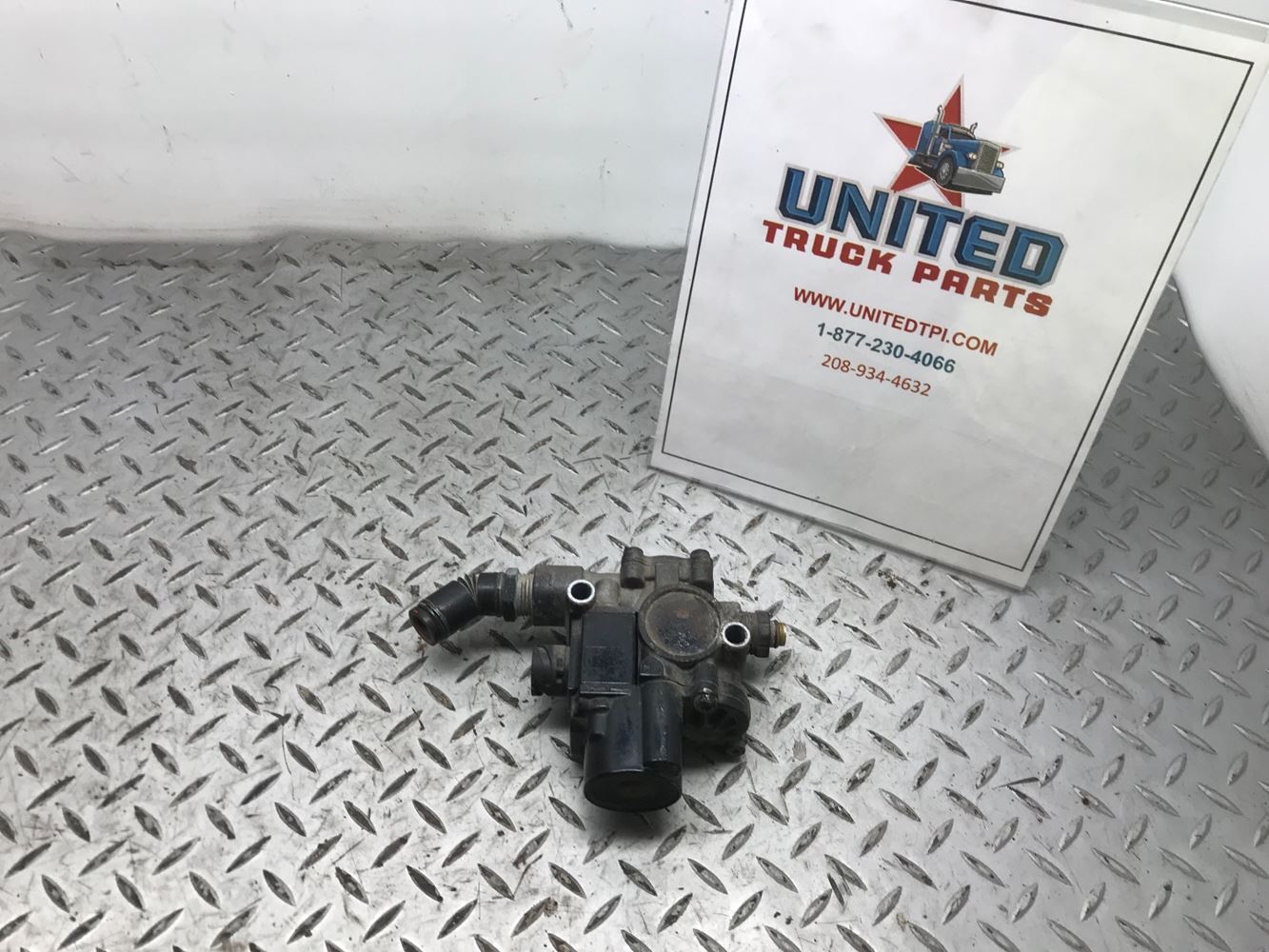 WABCO ABS Relay Valve/Sensor PN: 472-195-052-0