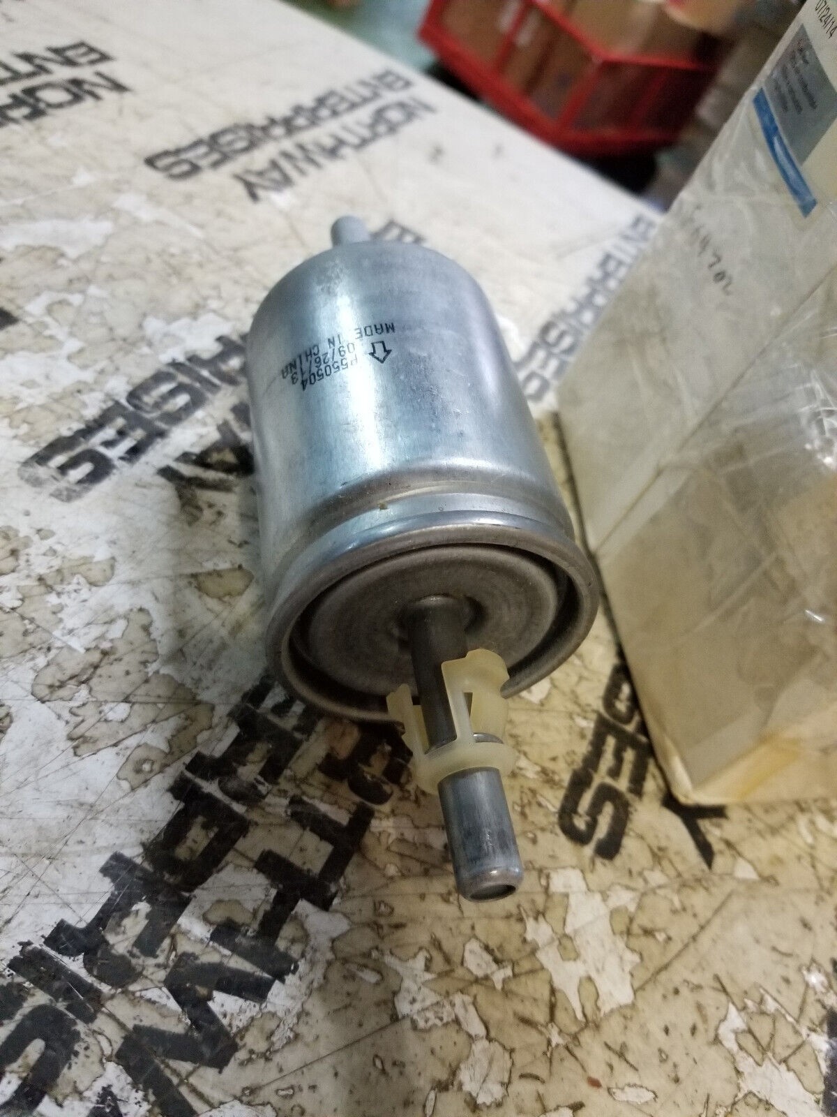 LOT OF 3 PIECES – P550504 DONALDSON FILTER
