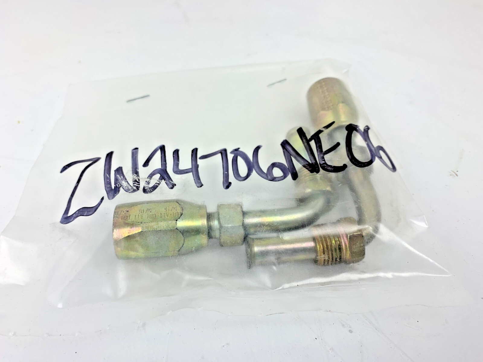 2 PACK Weatherhead 24706NE06 Male Inverted Swivel 90° Elbow 5/16 x 3/8