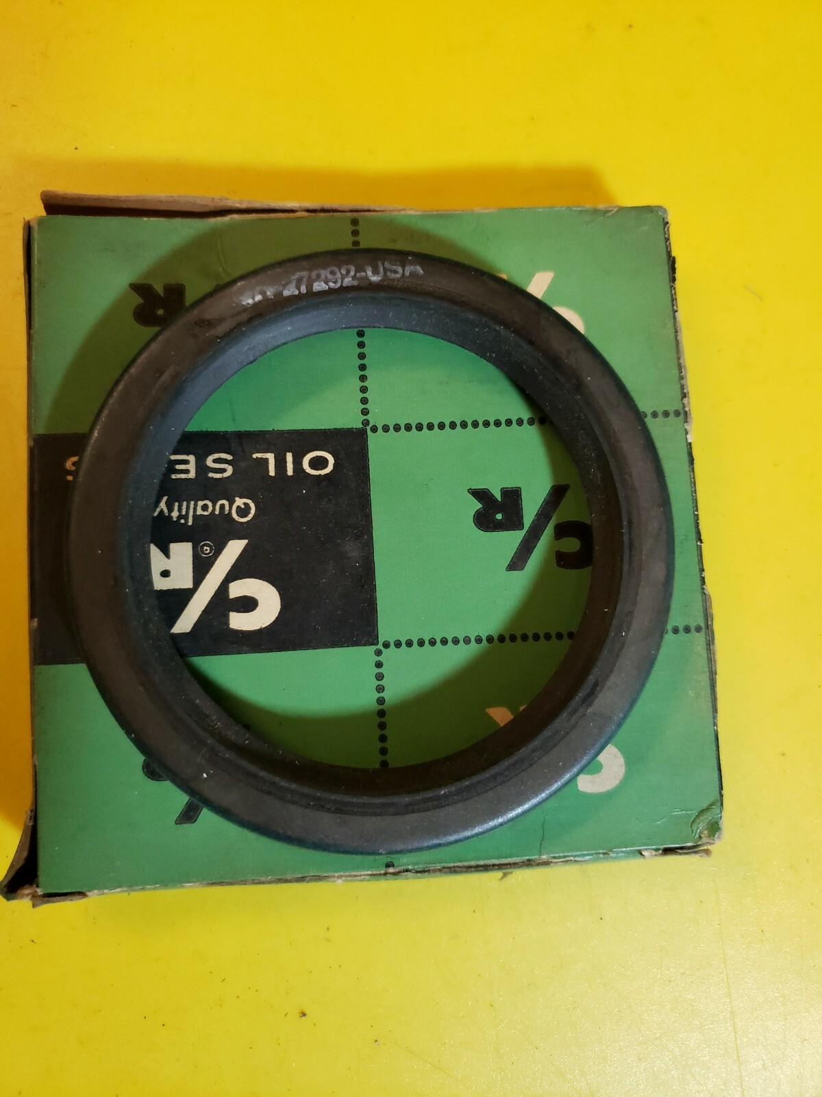 NOS SKF CR 27292 GENUINE CHICAGO RAWHIDE OIL SEAL FAST AND FRIENDLY SHIPPER