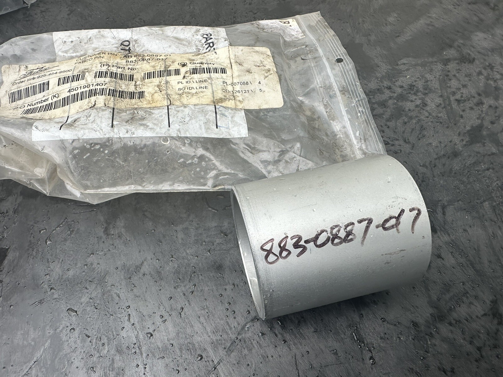 FREIGHTLINER TUBE, FR DECLUTCH SHIFT C FABCO-883-0887-017