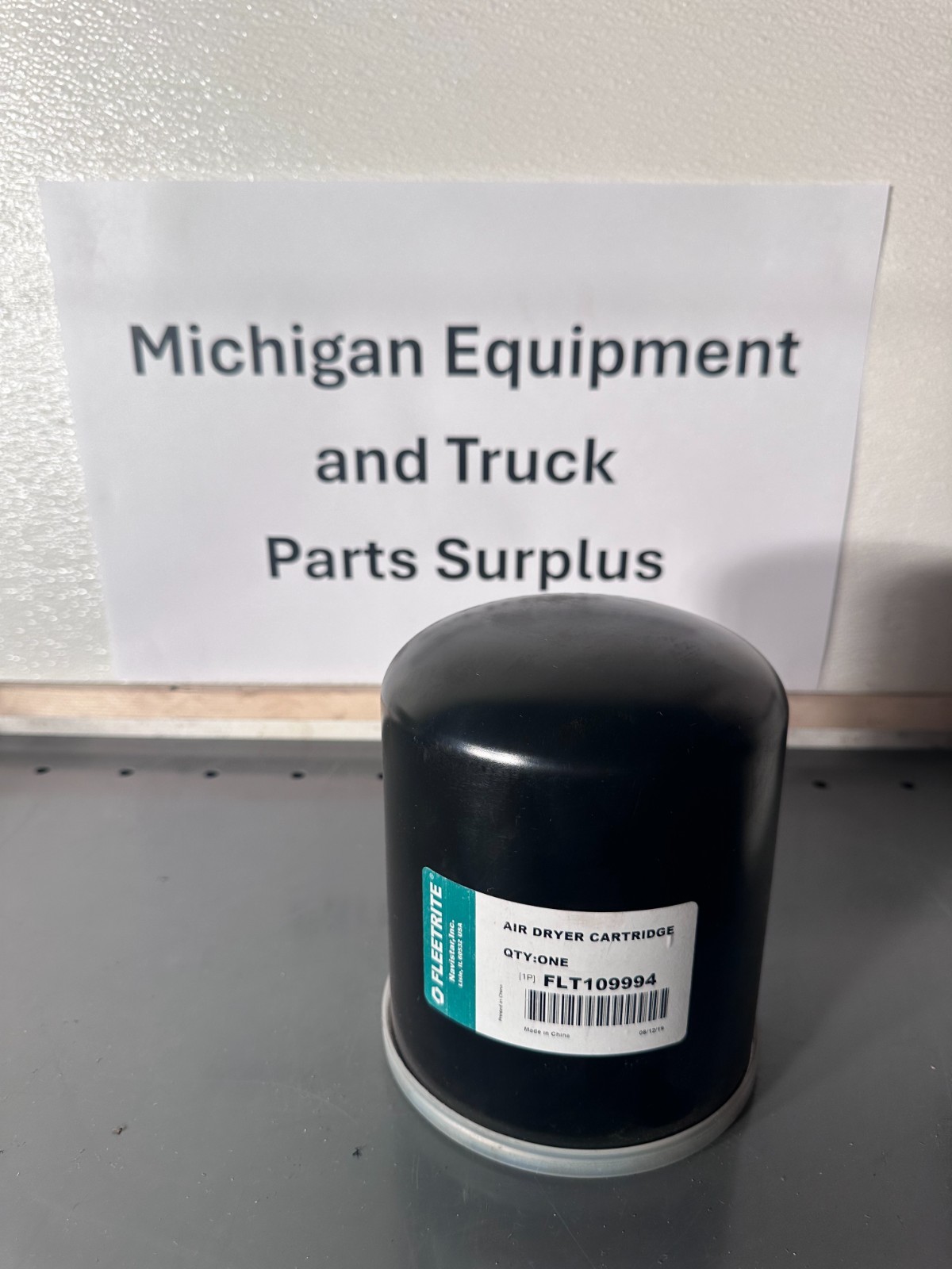 New Genuine Fleetrite FLT109994 Air Dryer Cartridge