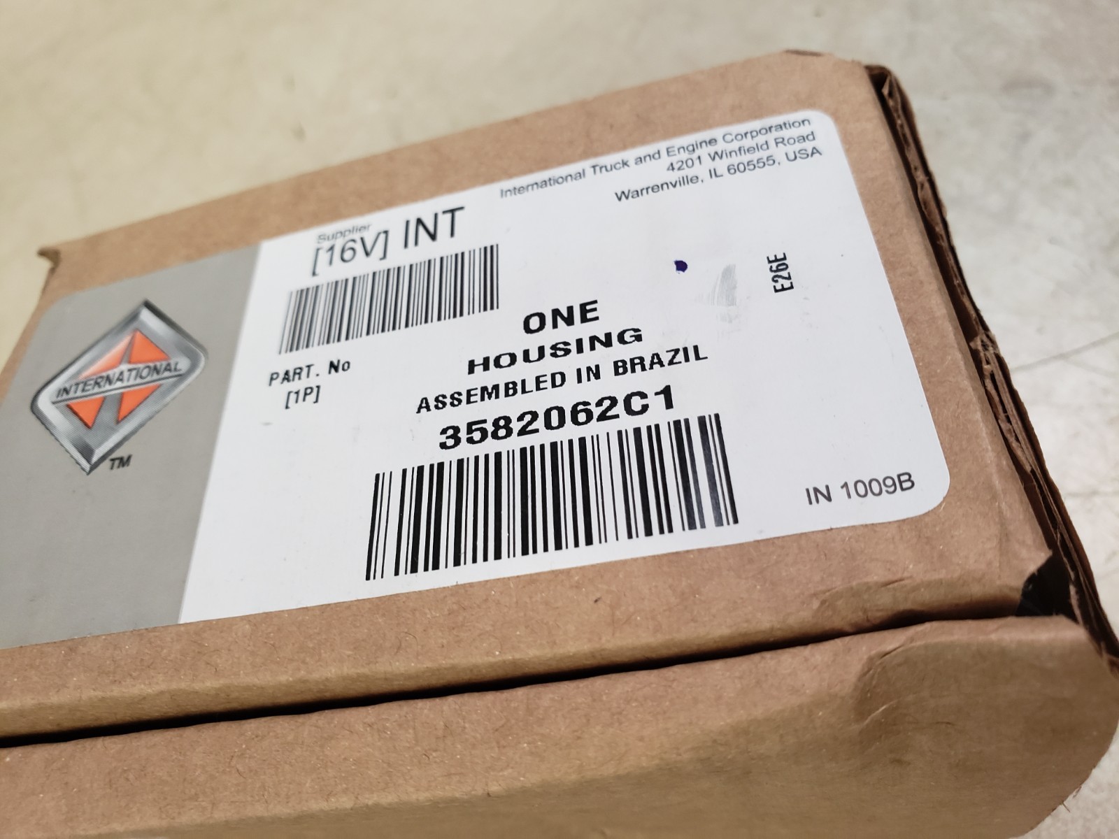 NOS Genuine International Navistar 3582062C1 3 Switch Housing / Panel OEM