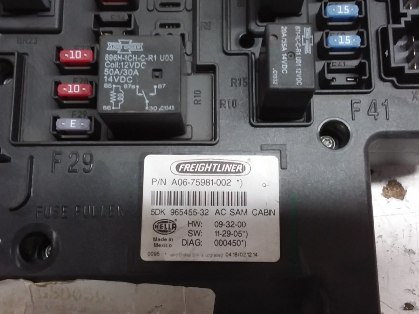 Freightliner Cascadia Cabin Control Module A06-75981-002 Item #3459