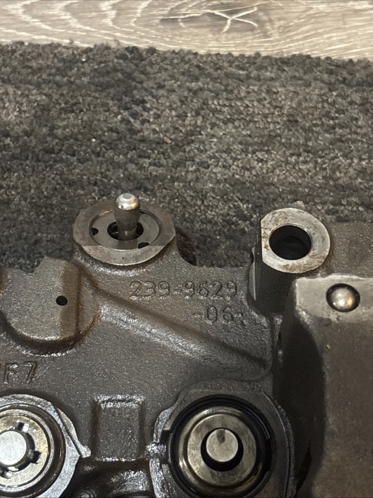 CATERPILLAR C15 Model 6NZ ENGINE JAKE BRAKE 305-0639