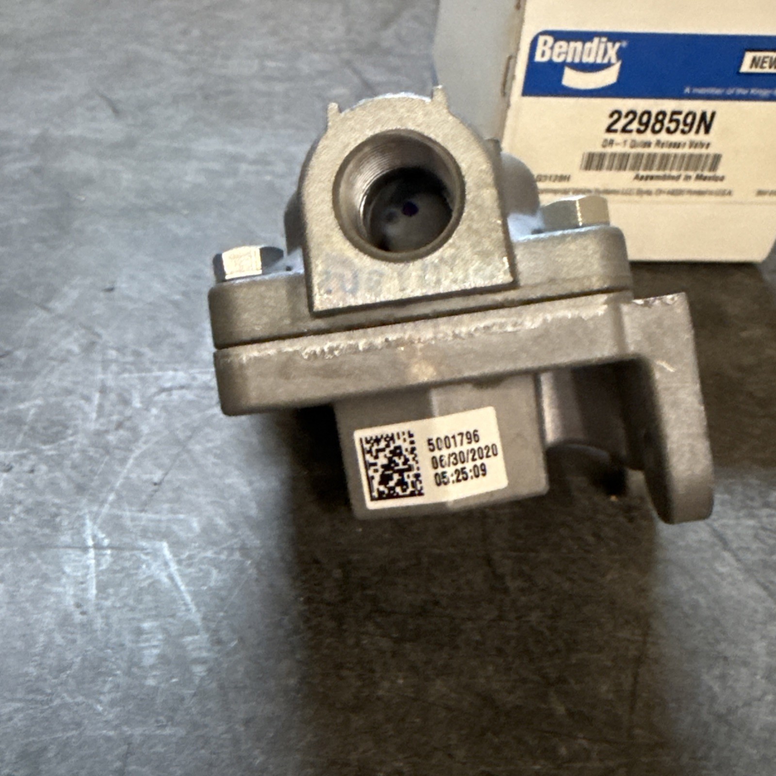 BENDIX QR-1 BRAKE QUICK RELEASE VALVE – 229859N – New In Package