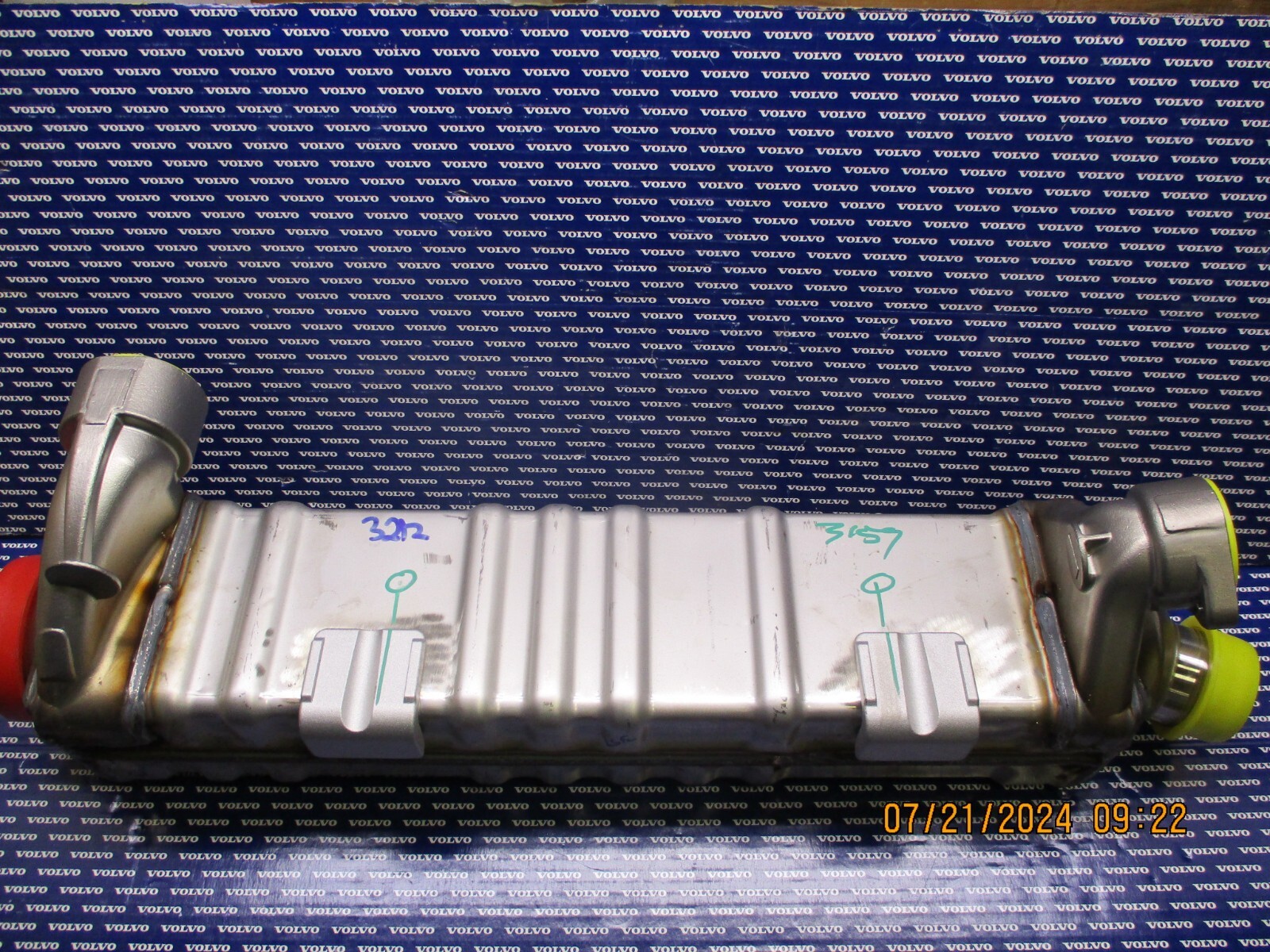 Genuine OEM Volvo D13 cooler 85136428 kit