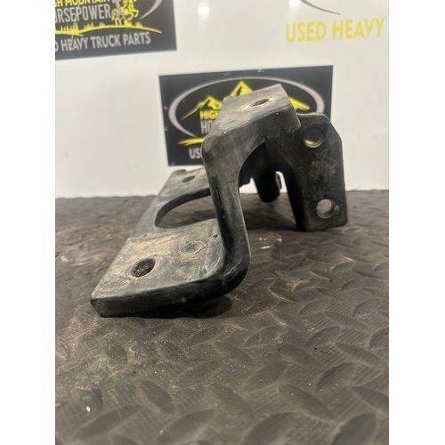 Genuine PACCAR – Bumper Bracket, Right/Pass. Side P/N: A11-6180R (TAG# 17450)