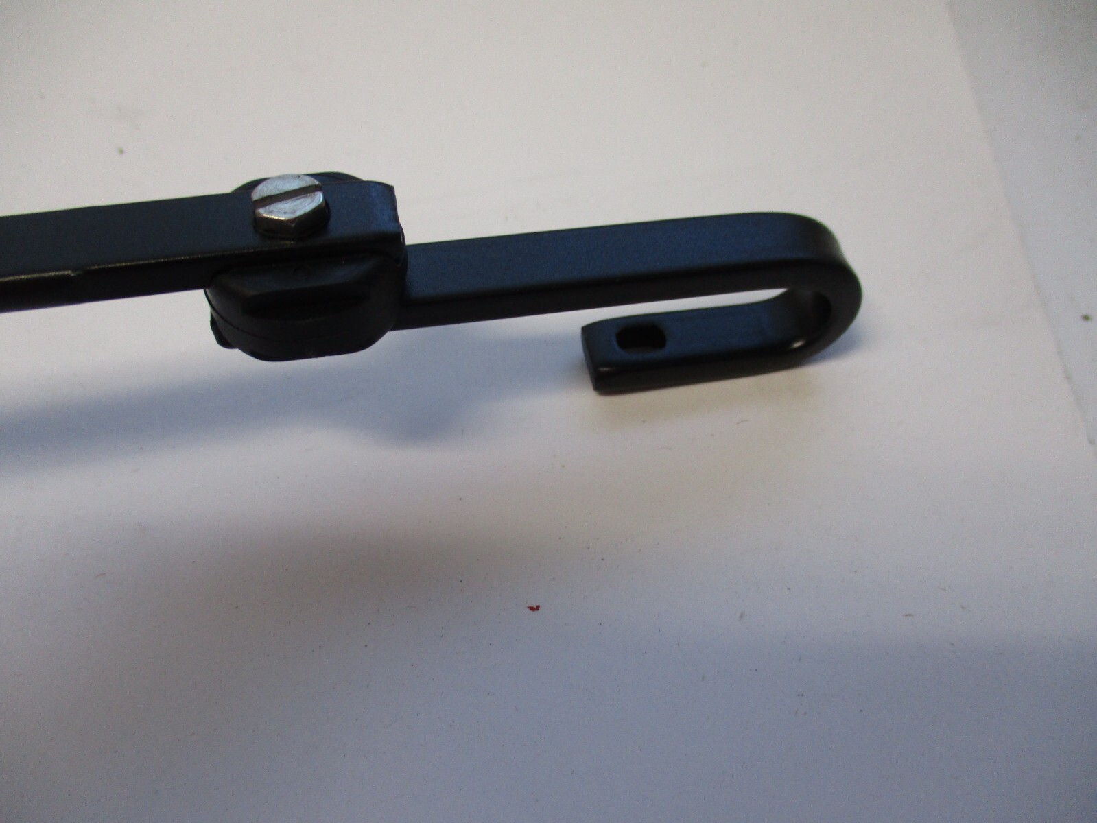 AM EQUIPMENT 1′ 7″ ARM, P/N 352-0195 ASSY, WIPER SYSTEM