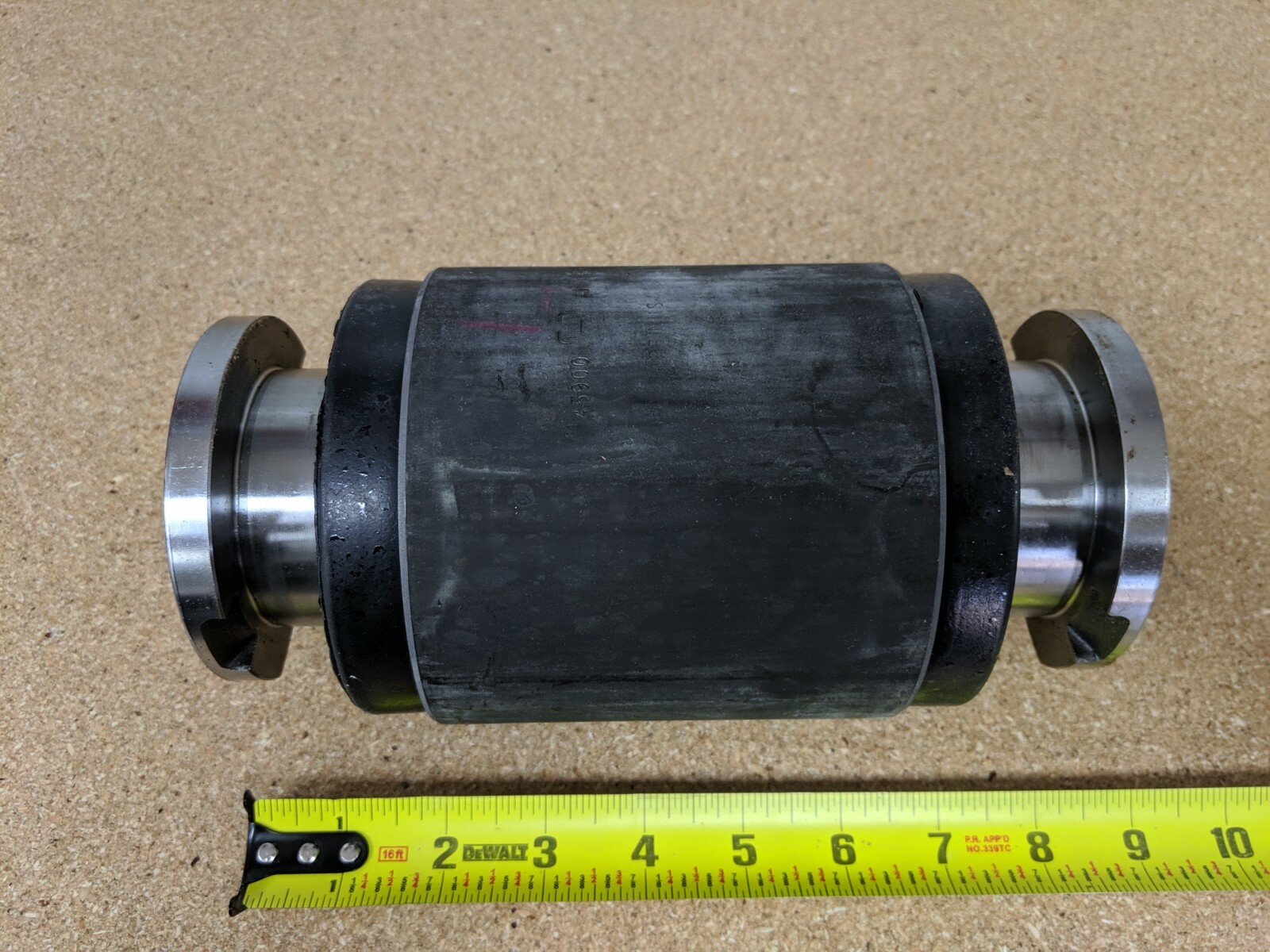 RT/RTE 343 R 440 RS 403 Rubber End Bushing Adapter Kit Hendrickson # 34013-049L
