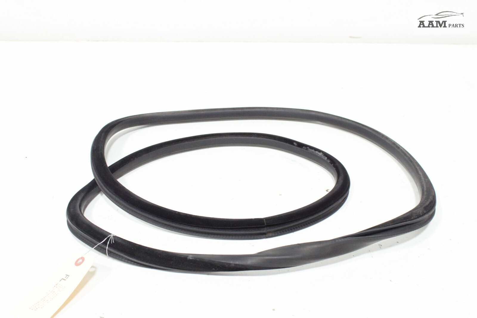 2018-2024 FREIGHTLINER CASCADIA FRONT LEFT SIDE DOORWAY WEATHERSTRIP SEAL OEM