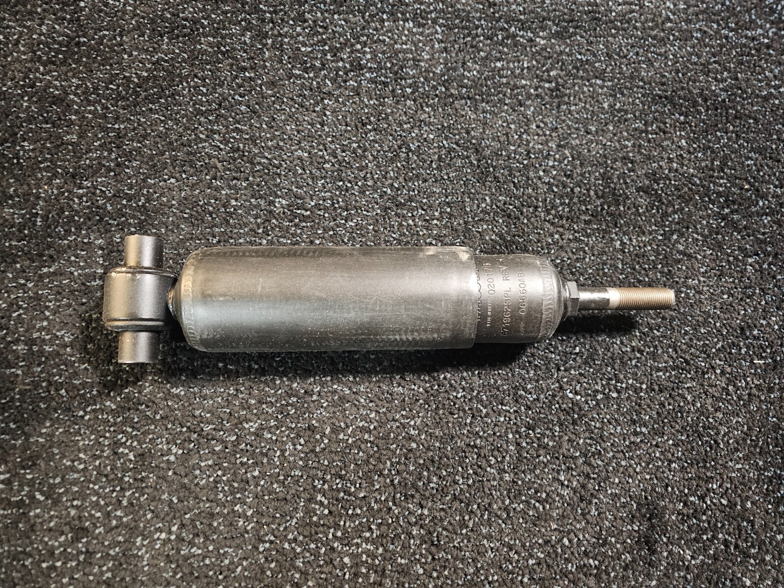 Paccar 671962SPL Shock Absorber Heavy Duty For 2005-08 Kenworth T600/T2000