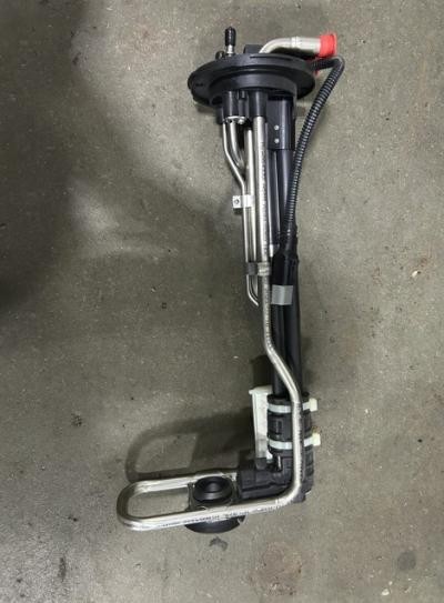 NAVISTAR PDC TANK, DEF, 7-GAL, HEAD UNIT, 2 4353008C92 4353008C91 5012178R91