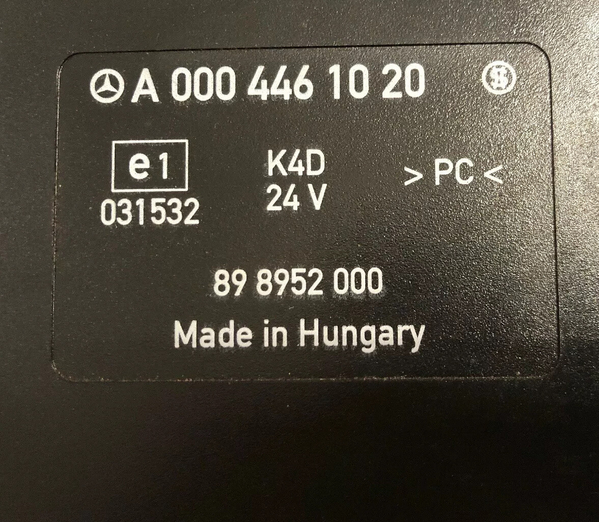 Mercedes Benz Electronic Control Unit ELR A000 446 1020 PN 898952000 Uk Seller