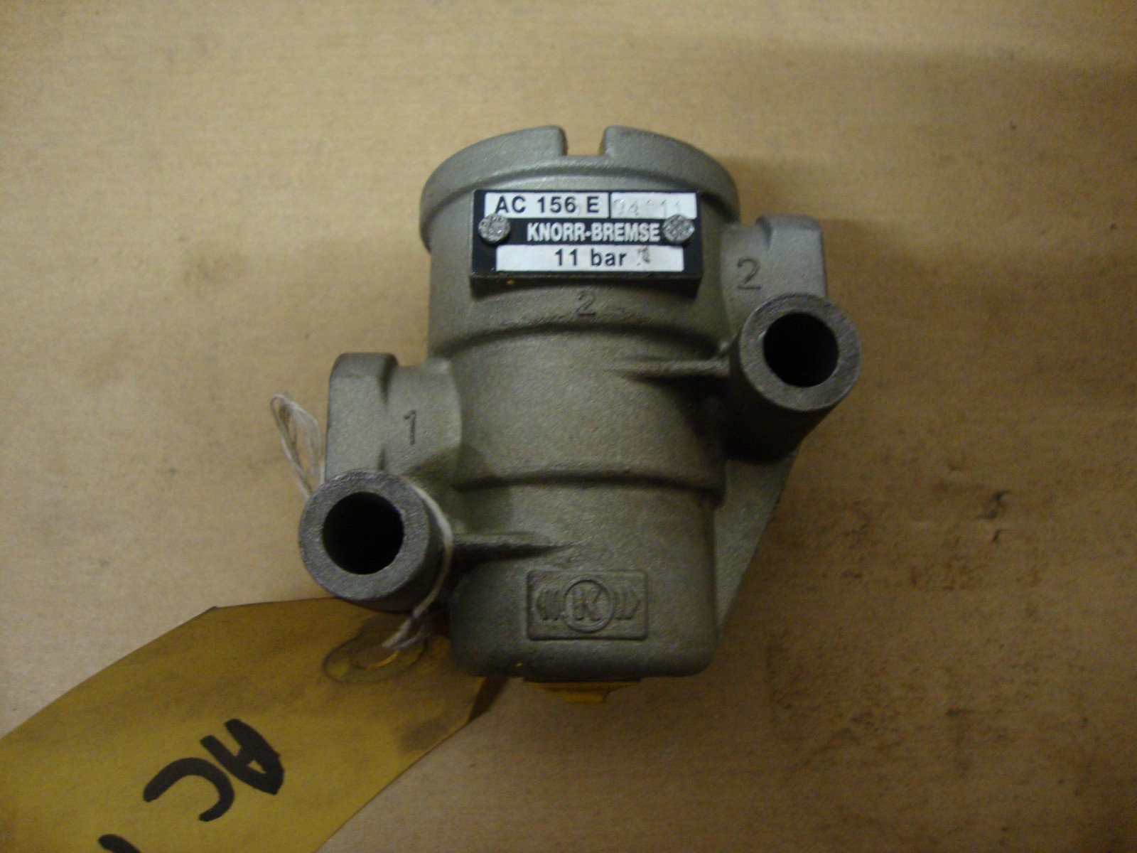 AC156E Knorr Bremse Pressure Limit Valve Fits Various Models of Iveco