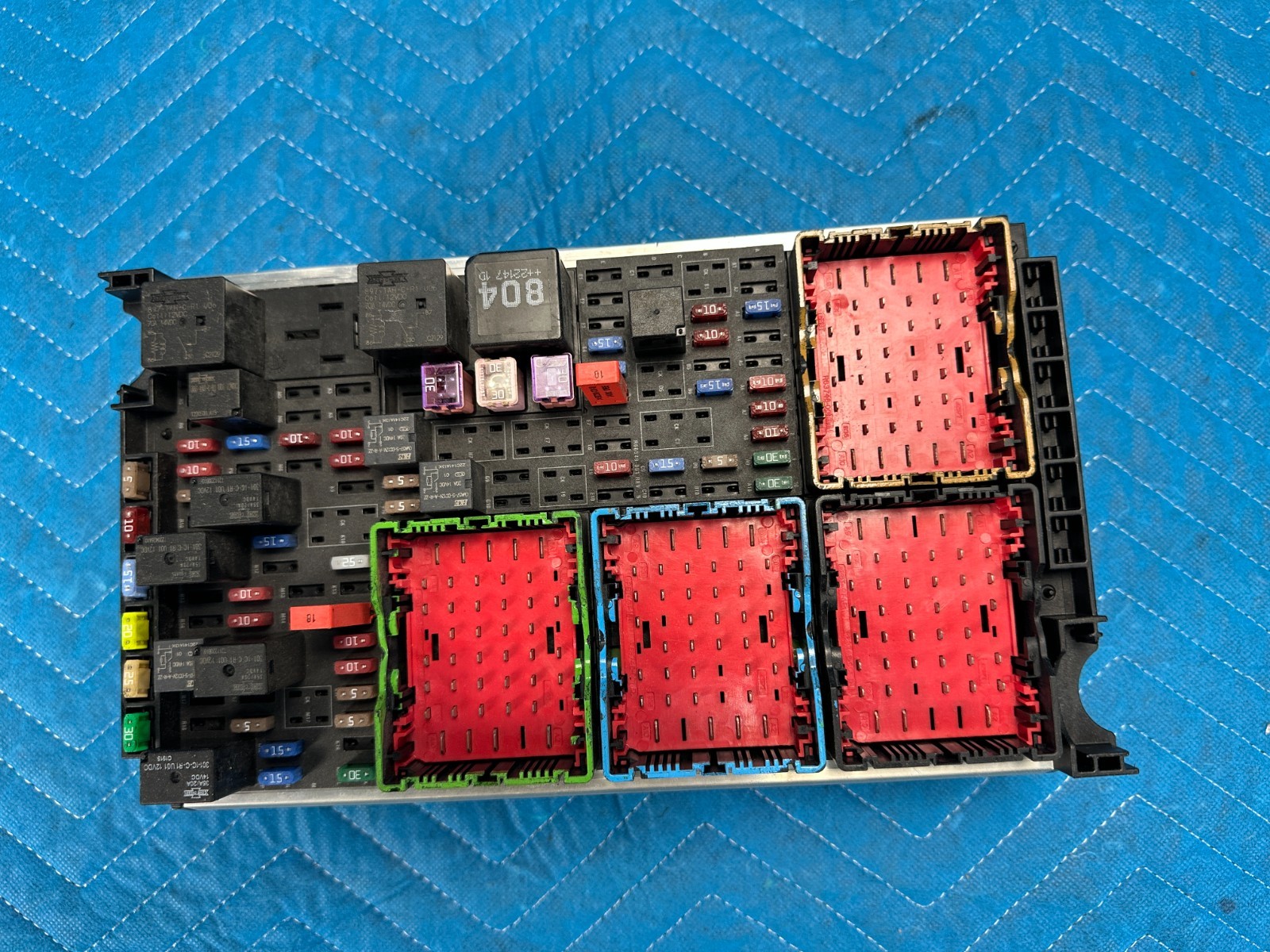 Kenworth T680 Paccar Fuse Box Assembly P27-1297-0101 2023 OEM