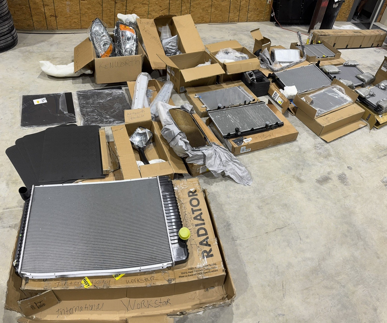 PETERBILT KENWORTH VOLVO MACK SEMI TRUCK PARTS BULK SALE & CAR RADIATORS