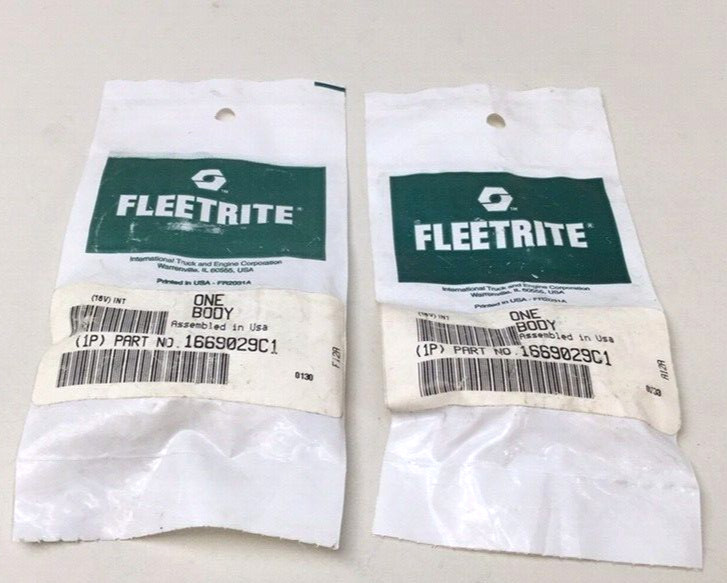 International 1669029C1 Connector Body Fleetrite Navistar (Pack of 2)