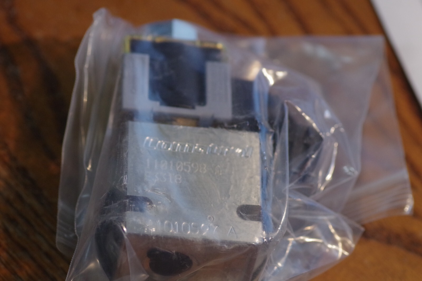 NEW Sauer Comatrol 11010598 SOLENOID, Relief Manifold 12 Volt New in package