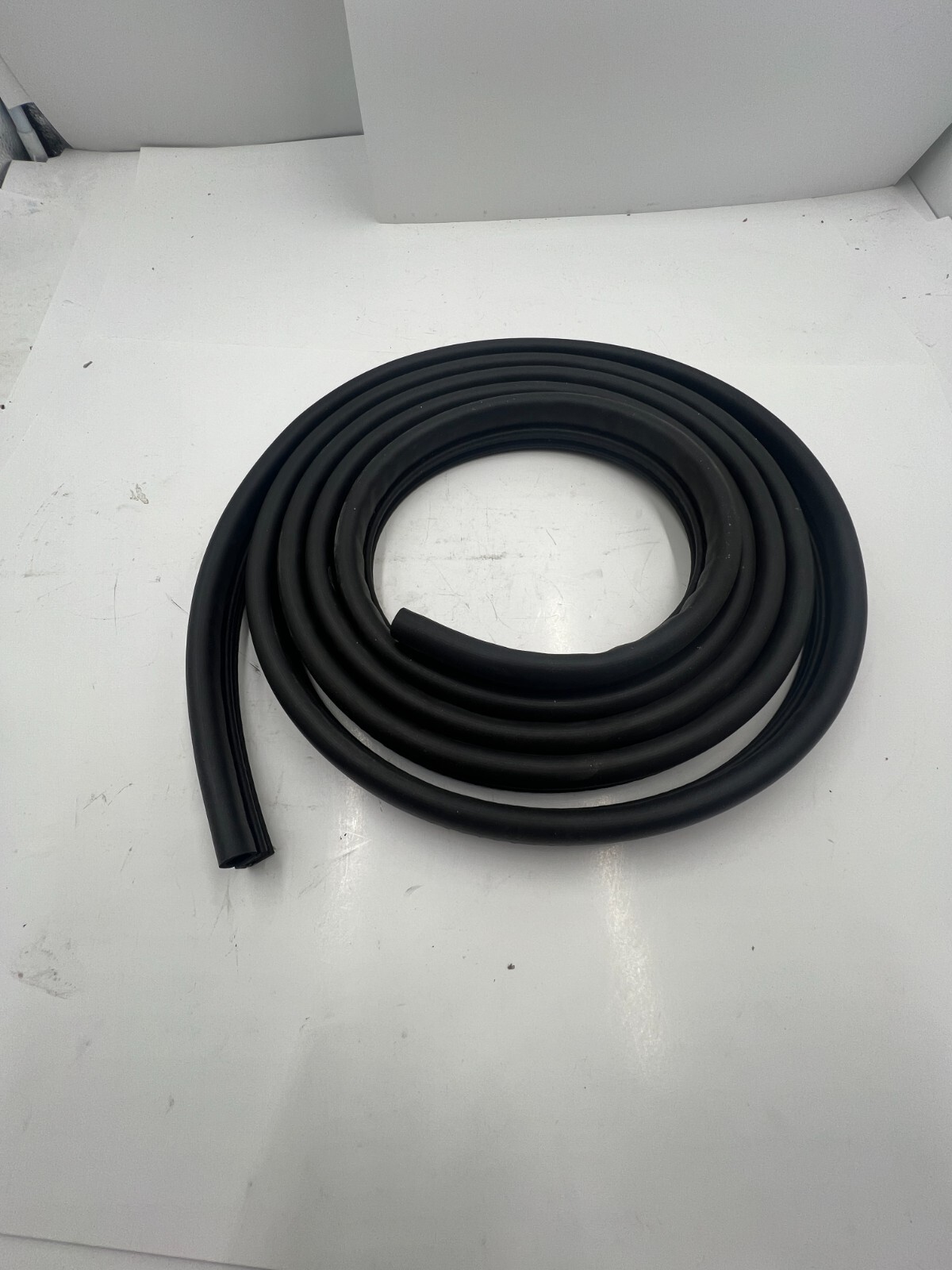 R60-6001-650 Door Rubber Weatherstrip Seal for 1986-2007 Peterbilt 359 377 379