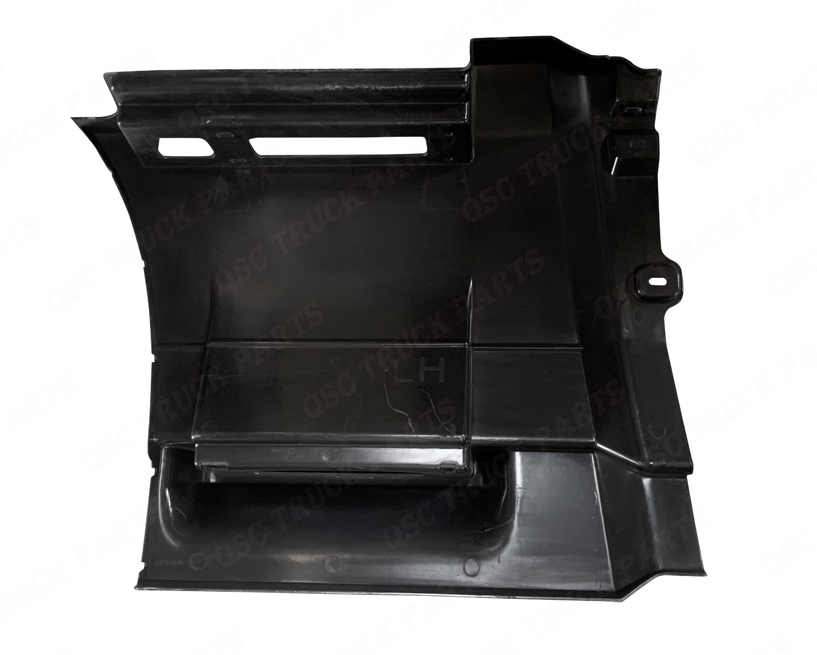 QSC Rear Step Fairing Panel Left Driver Side 27″ for Volvo Truck VNL 2018+