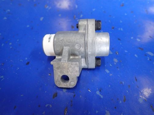 Bendix 278614 Double Check Valve DC4 3/8″ Ports