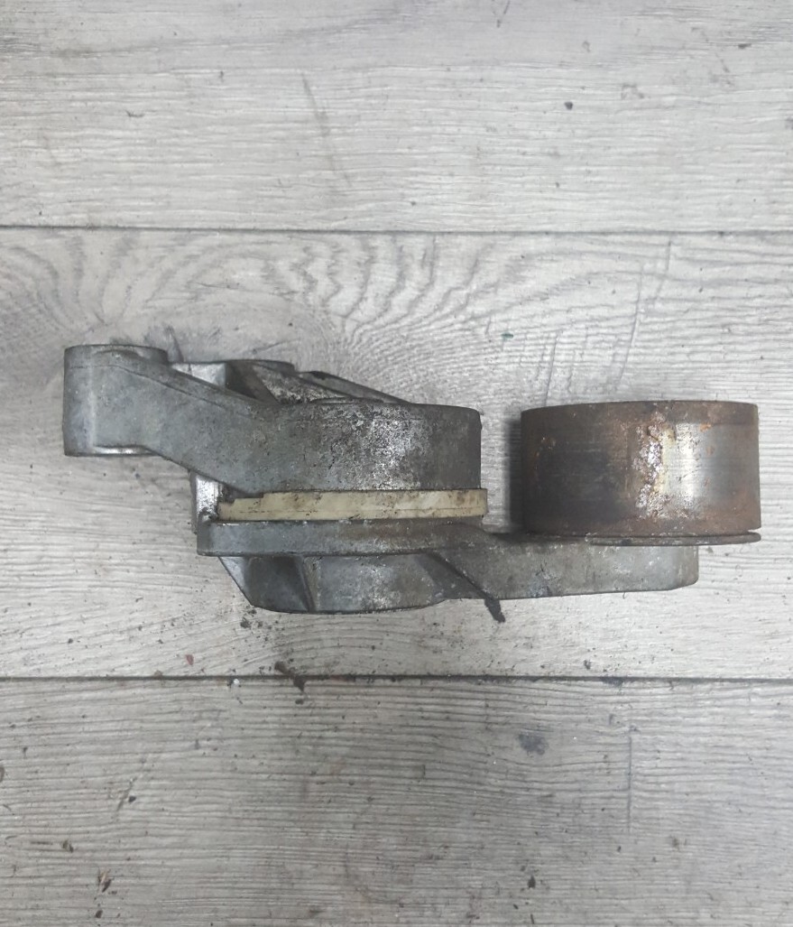 VOLVO BELT TENSIONER 21422767