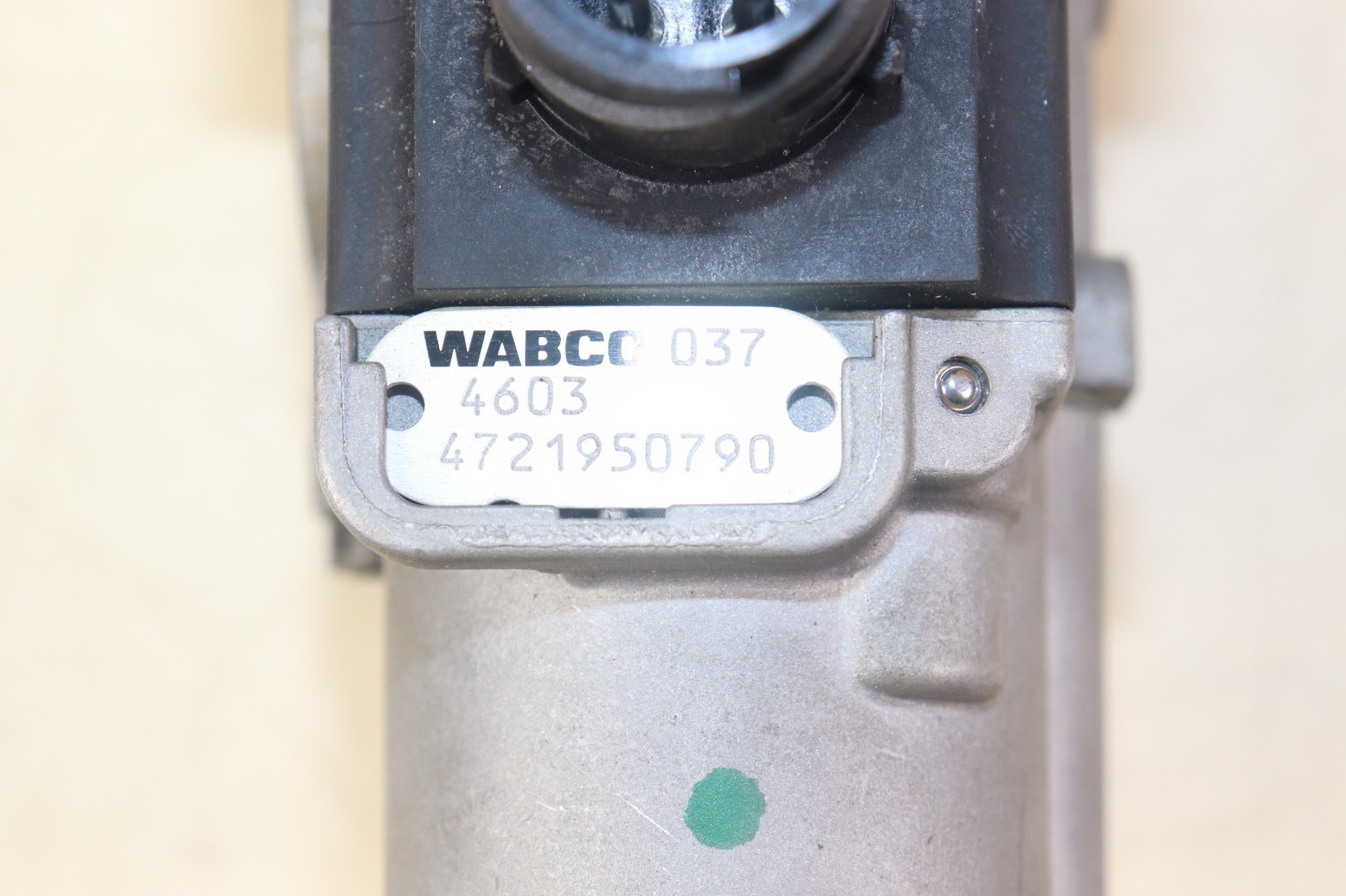 Meritor Wabco ABS Solenoid Valve S4721950790 New Old Stock S472 195 079 0
