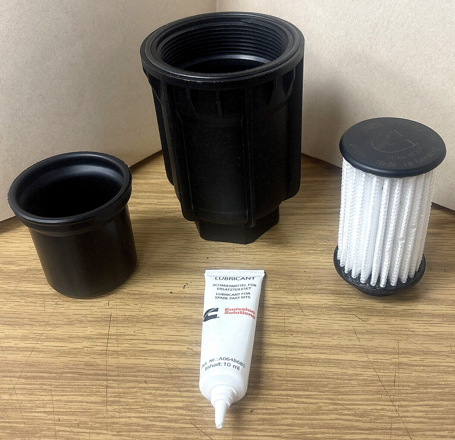 ~ NEW GENUINE PACCAR OEM EPA-17 DEF PUMP FILTER KIT REPLACEMENT ~ 2122909PE