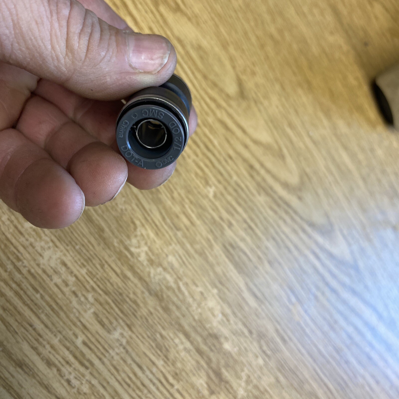 Push-to-Connect (PTC) Fitting Velvac 016660 full union 3/8 push lock