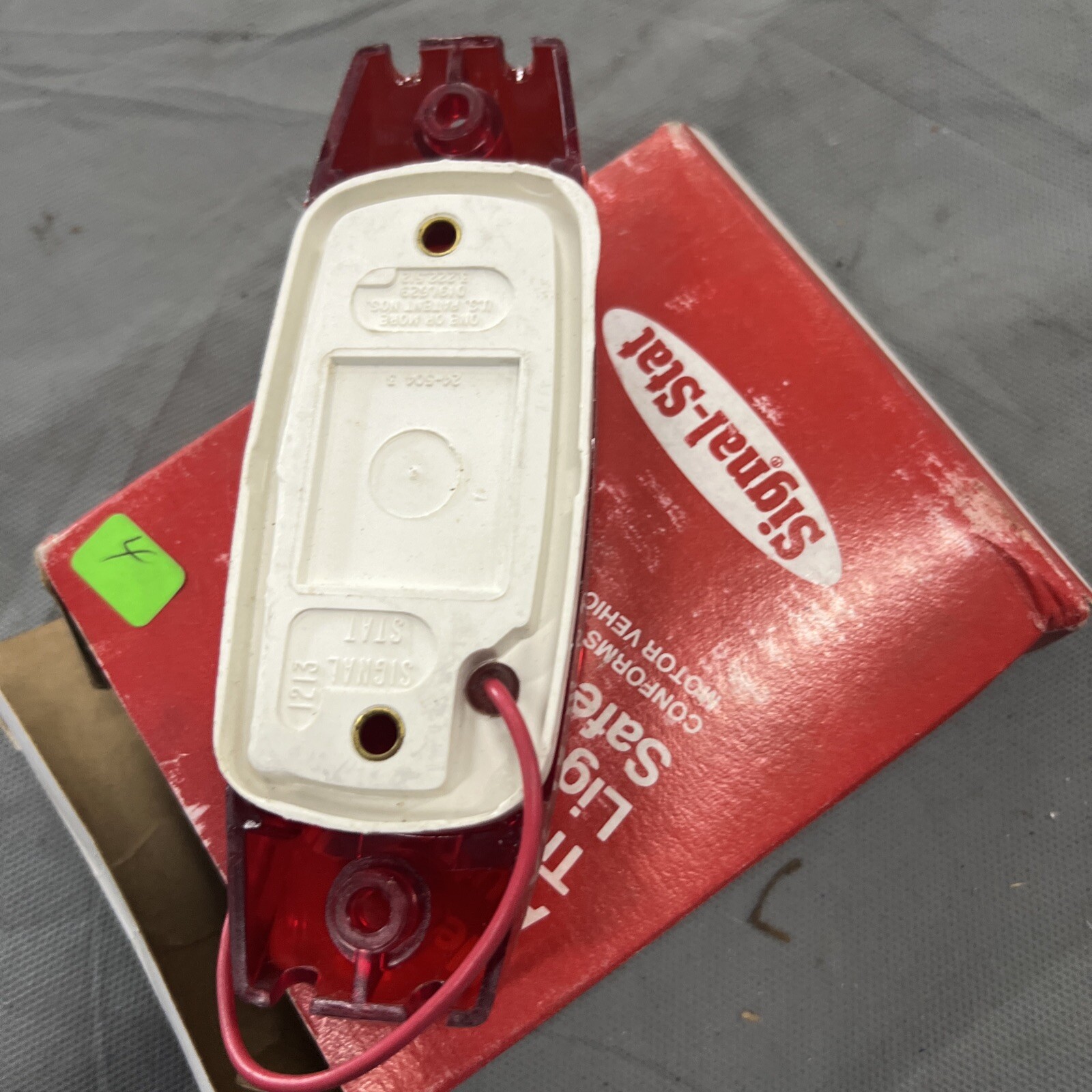 Truck Lite 1213 Signal Stat Marker Clearance Light Incandescent, Hardwired