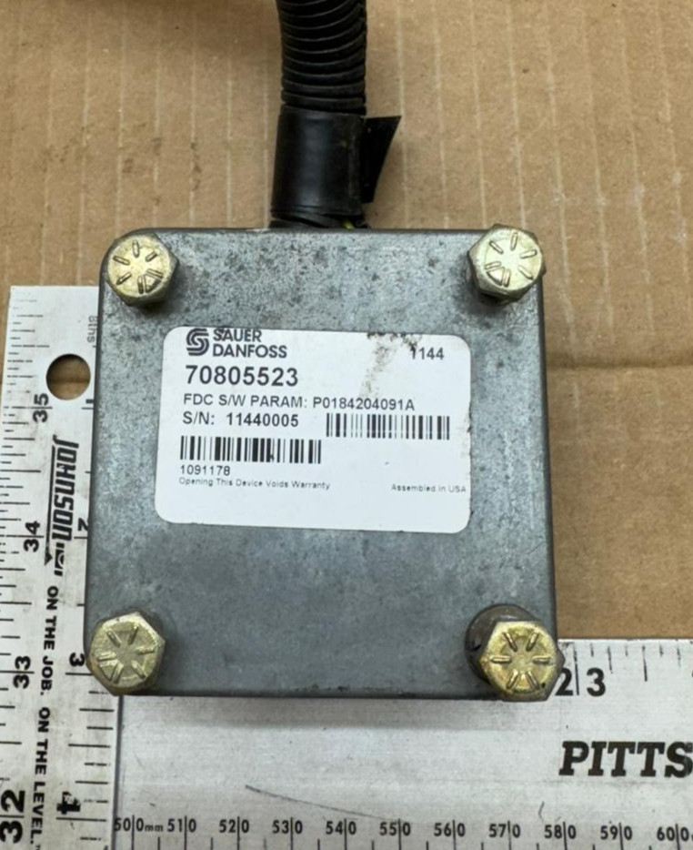 Sauer Danfoss 1091178 70805523 24V Transit Fan Drive Control w/PWM Input