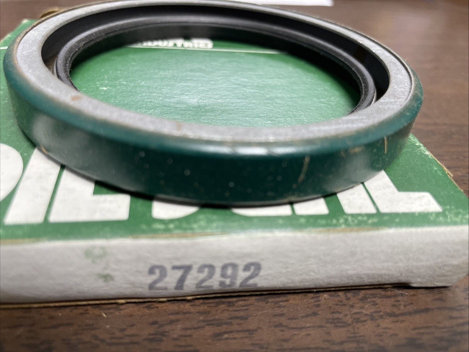 CR OIL SEAL 27292