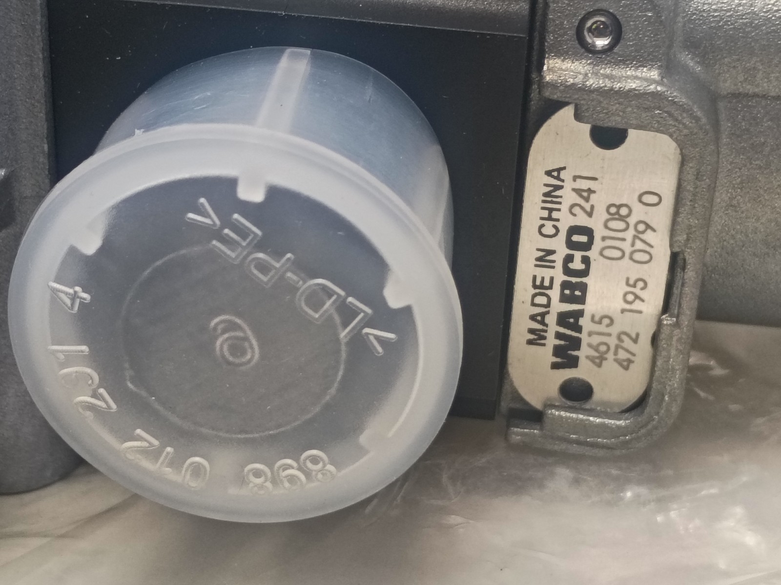 Meritor Wabco ABS Modulator Valve S4721950790 S472 195 079 0 Solenoid NOS